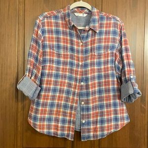 🐼 Cutest red blue white plaid shirt with different pattern inside. Size medium